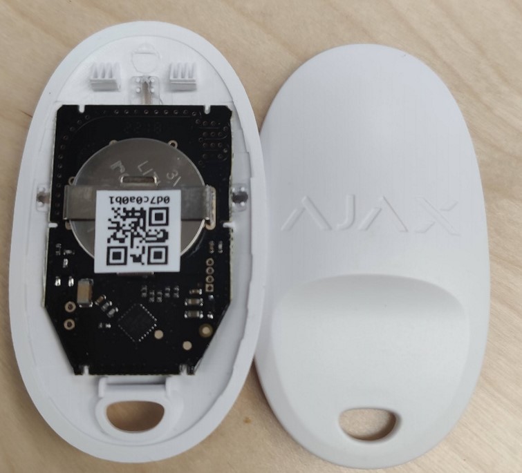 AJAX - AJ-SPACECONTROL-S-W - Mando Jeweller blanco - Imagen 4