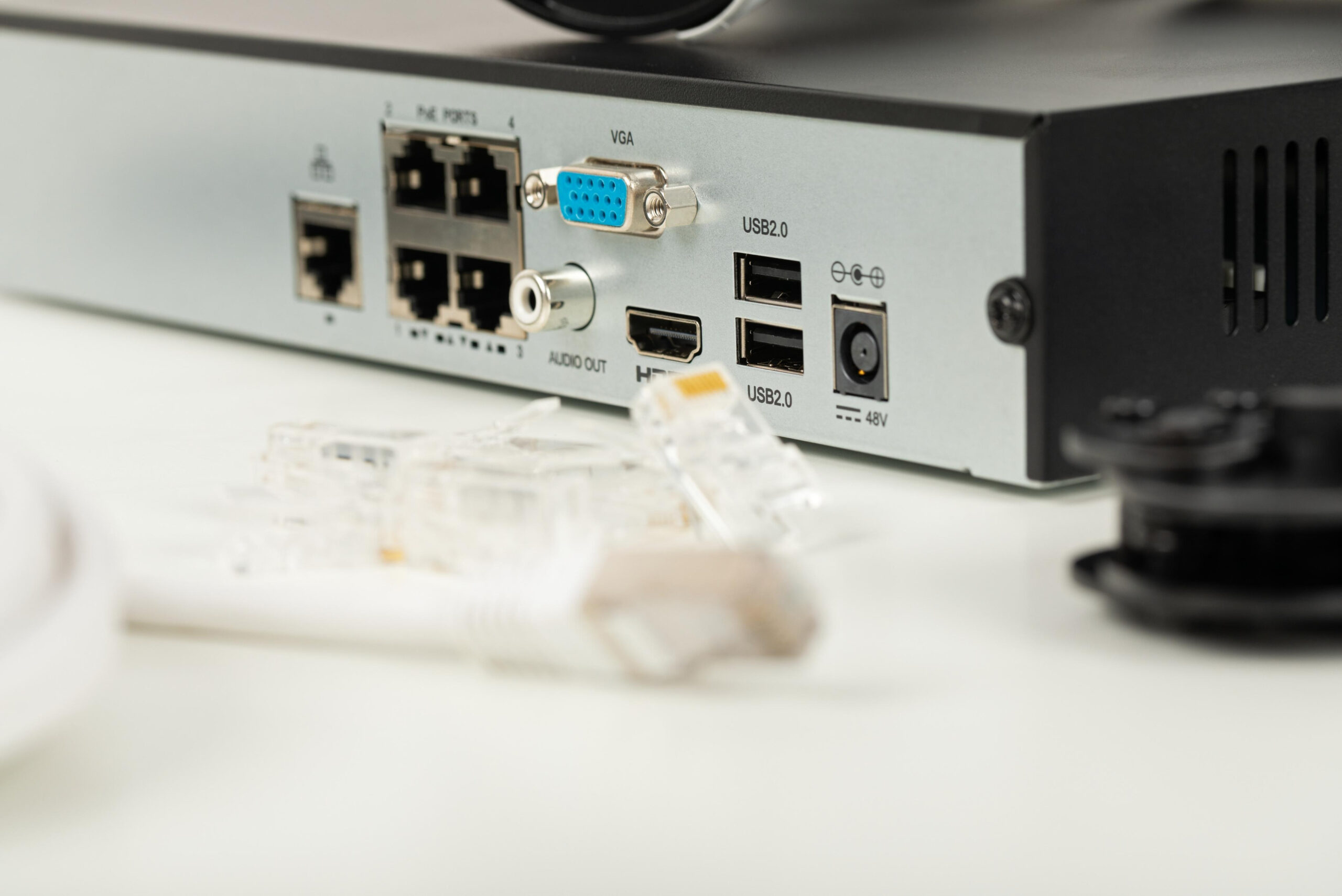 Grabadores (NVR/DVR)